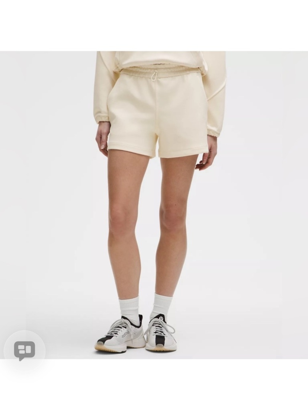Lululemon Size 14 Softstreme High Rise Short 4” Cream